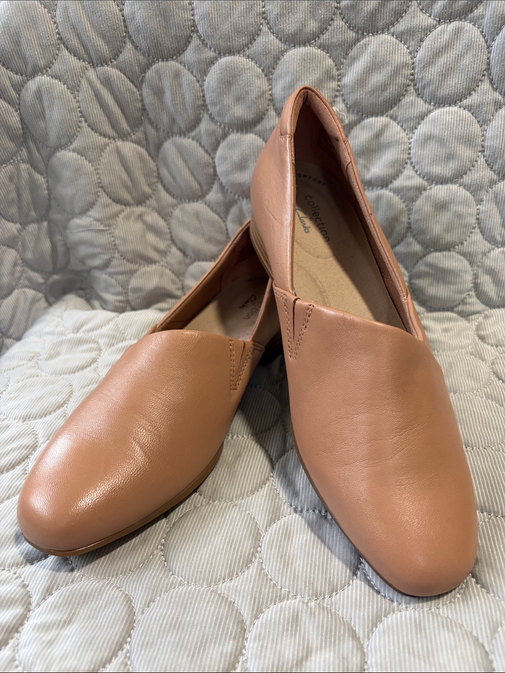 Clarks Women's Slip-On Loafers in Nude Tan